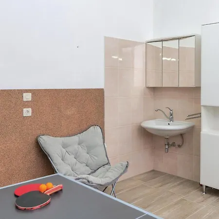 بيت للعطل Luxurious In Neoric