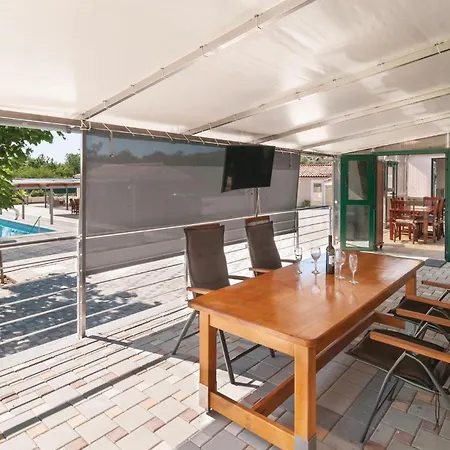 Сasa de vacaciones 4 Bedroom Stunning In